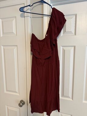 Mossimo Supply Co. One-Shoulder Ruffle Dress in Burgundy